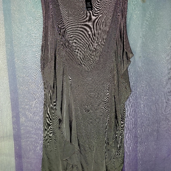 Shirt - Picture 2 of 4